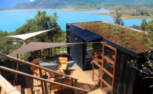 Eco Refugio vue terrasse container refuge ecologique chili maule lac colbun