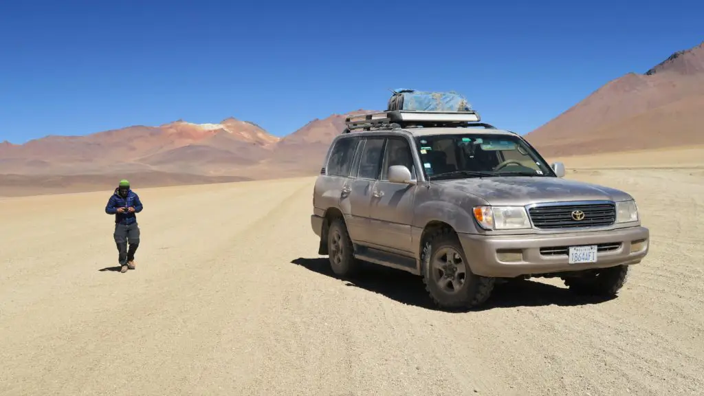 Circuit Uyuni en privé avec chauffeur 4x4 jeep