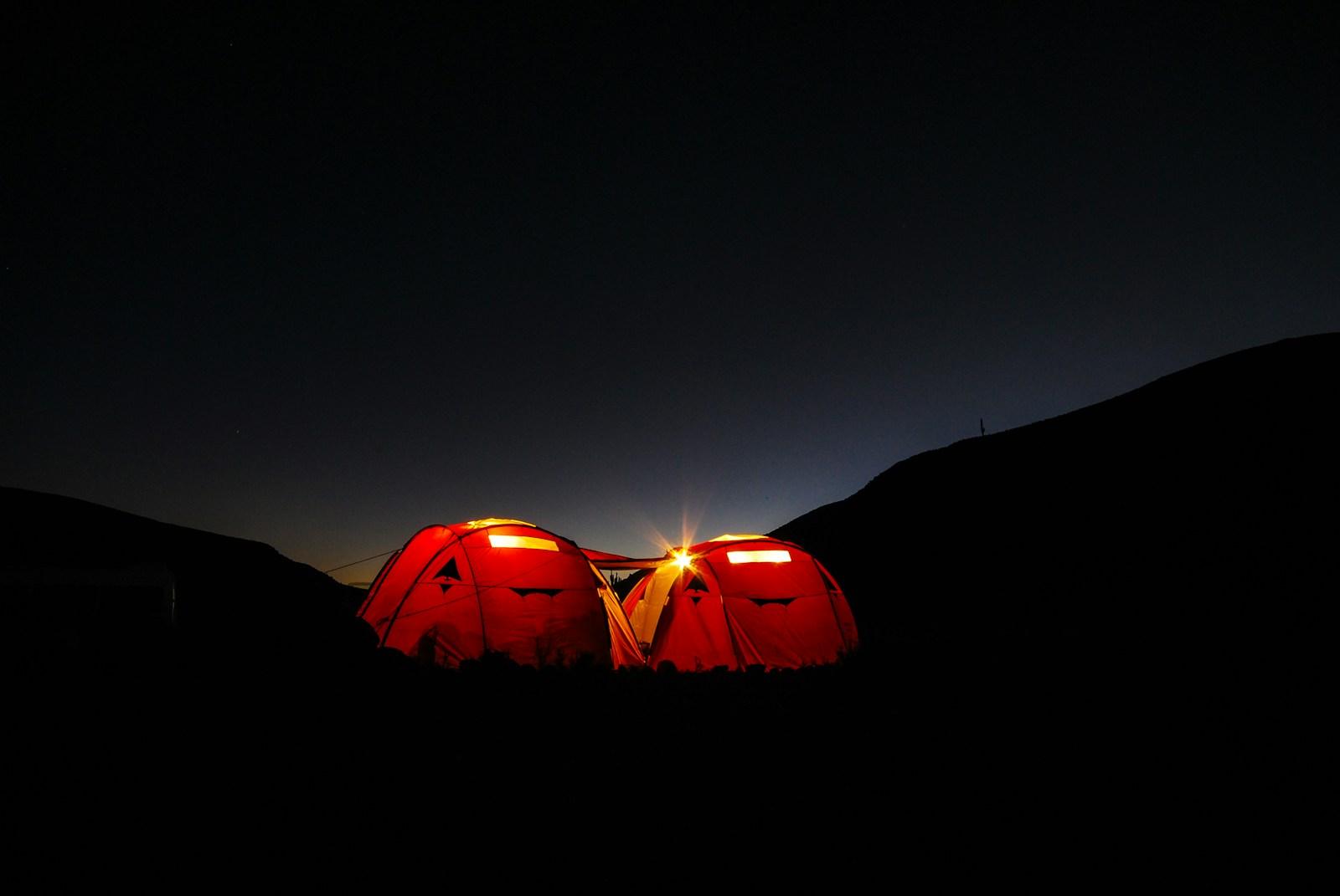 camping atacama chile desert