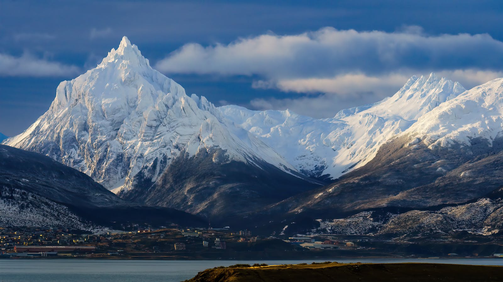 A breathtaking view of snow-capped mountains in Ushuaia, Tierra del Fuego, Argentina.